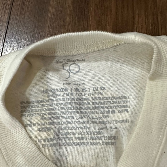 Walt Disney World Large 50th Anniversary Cinderella Castle Spirit Jersey size XS - Picture 5 of 5